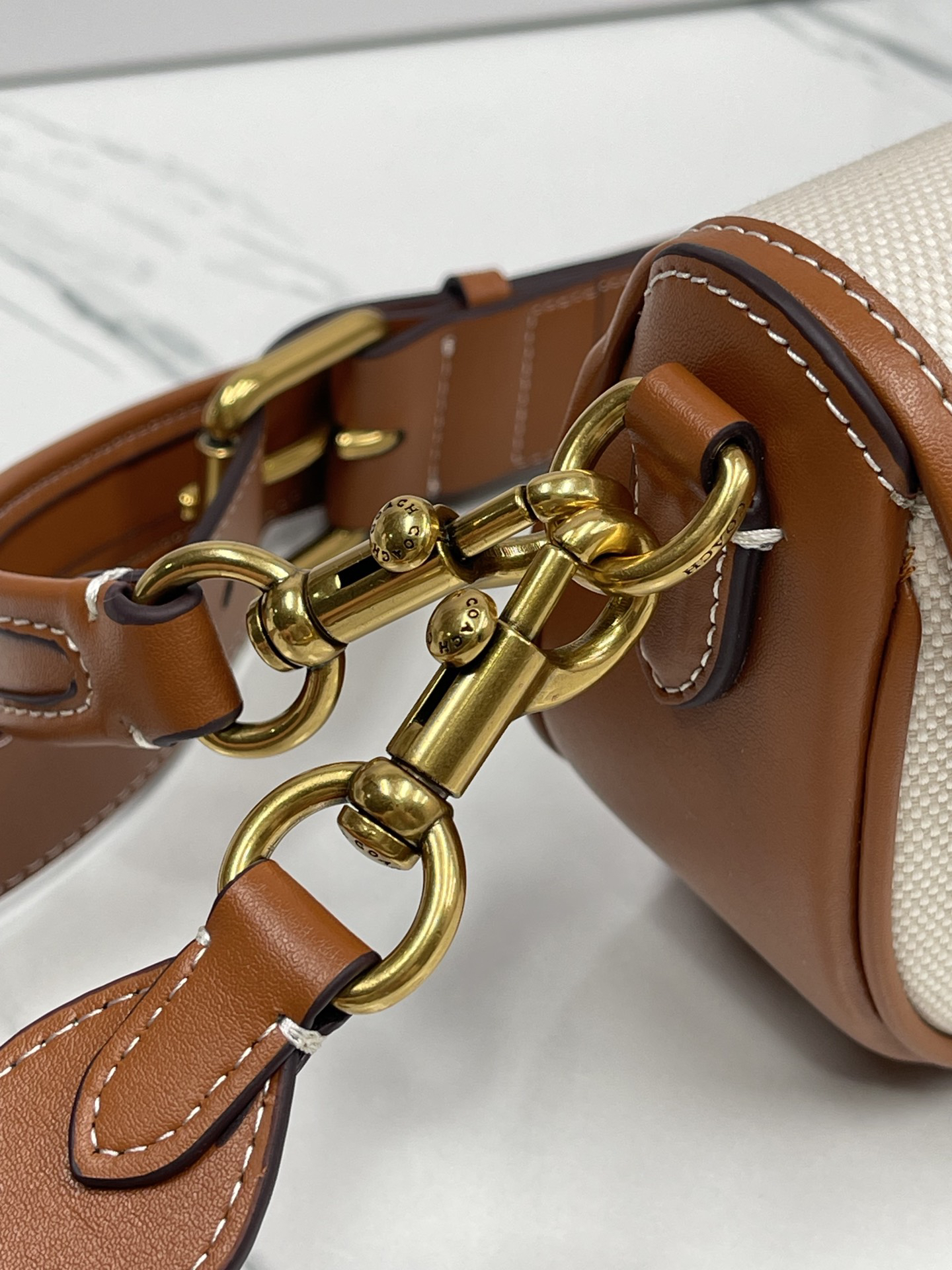 コーチ「Coach」レトロ ロックバッグ