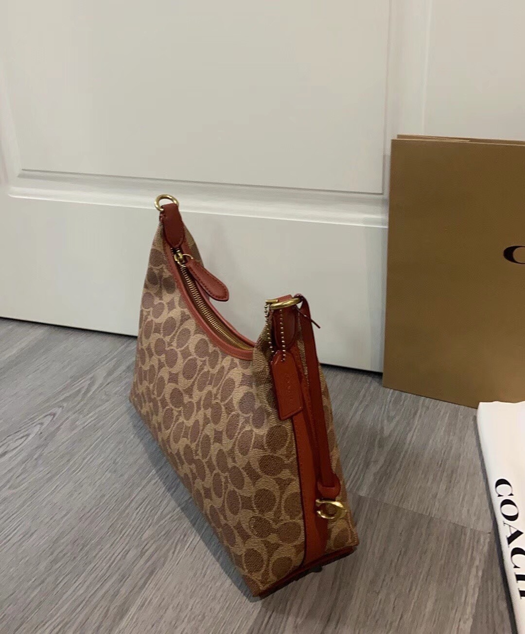 コーチ「Coach」Juliet クラシック キャラメル モノグラム アンダーアームバッグ