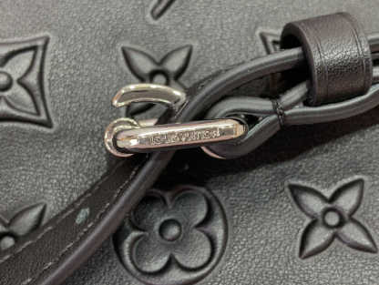 ルイ・ヴィトン「Louis Vuitton」Side Trunk、あなたのファッションを一気に引き上げる