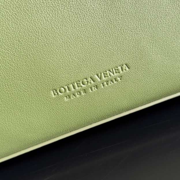 ボッテガ・ヴェネタ「Bottega Veneta」チャオ チャオ トートバッグ イントレチャート レザー