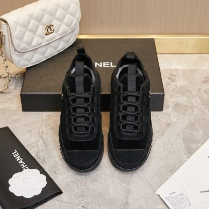 シャネル［Chanel］2024 トップレジャースニーカー カジュアルシューズ