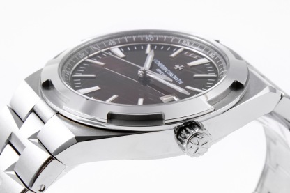 ヴァシュロン コンスタンタン「Vacheron Constantin」オーヴァーシーズ メンズウォッチ41MM