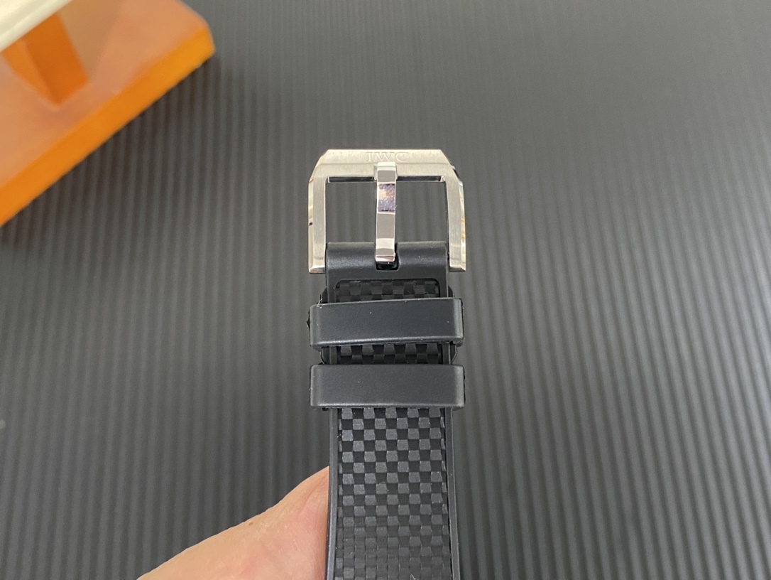 アイ・ダブリュー・シー「IWC」アクアタイマー ブルーダイアル腕時計 42mm