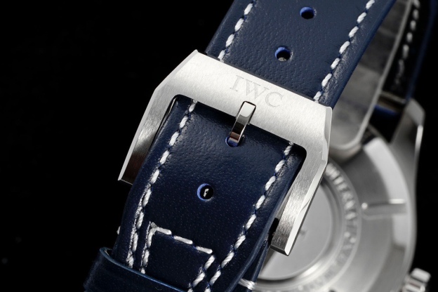 アイ・ダブリュー・シー「IWC」ベルト付き腕時計40mm