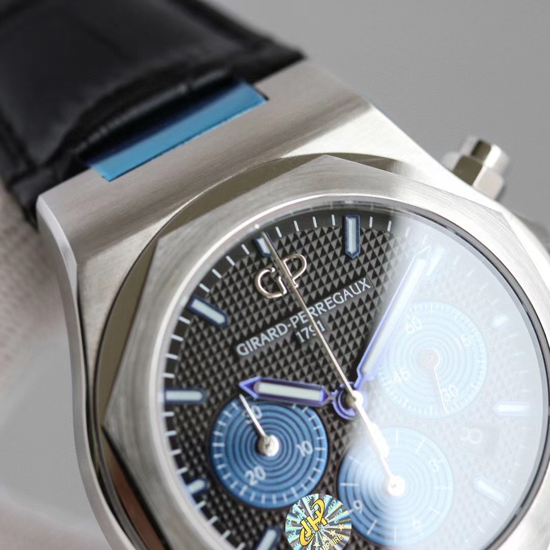 ジラール・ペルゴ「Girard-Perregaux」ラウレアート クロノグラフ 腕時計42MM