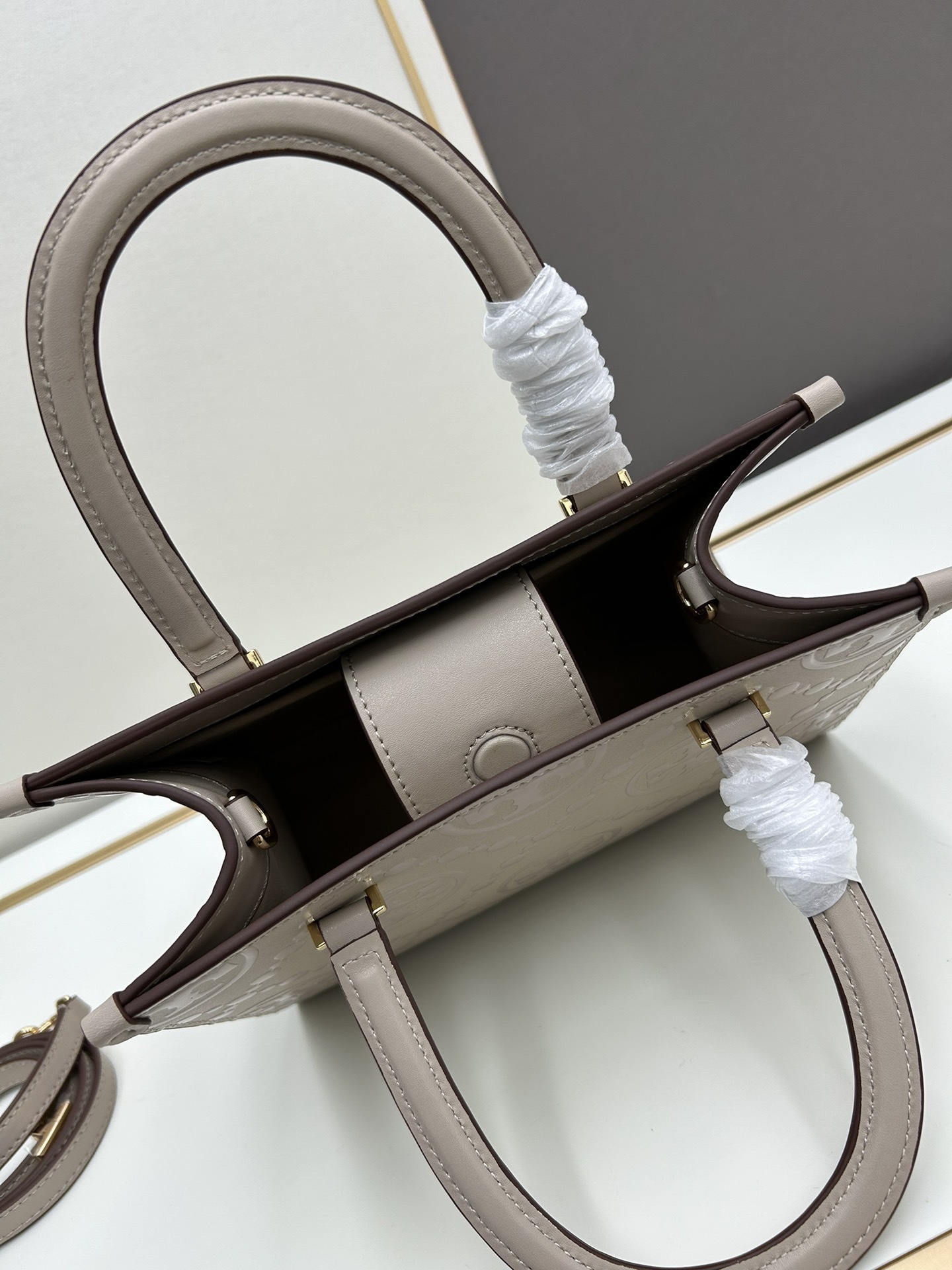 トリー バーチ「Tory Burch」モノグラム 2021サマー ジャカード ショルダー/ハンドバッグ