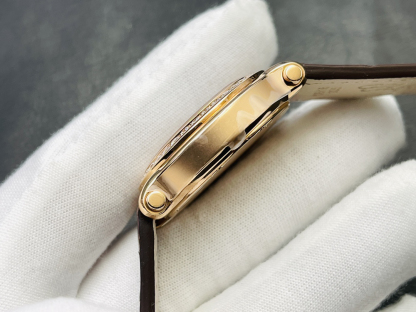 ショパール「Chopard」ハッピーダイヤモンド レディースウォッチ36MM