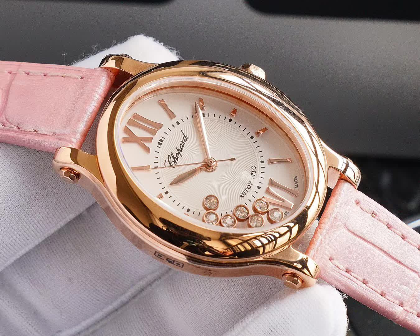 ショパール「Chopard」ハッピースポーツ オーバル レディースウォッチ36MM