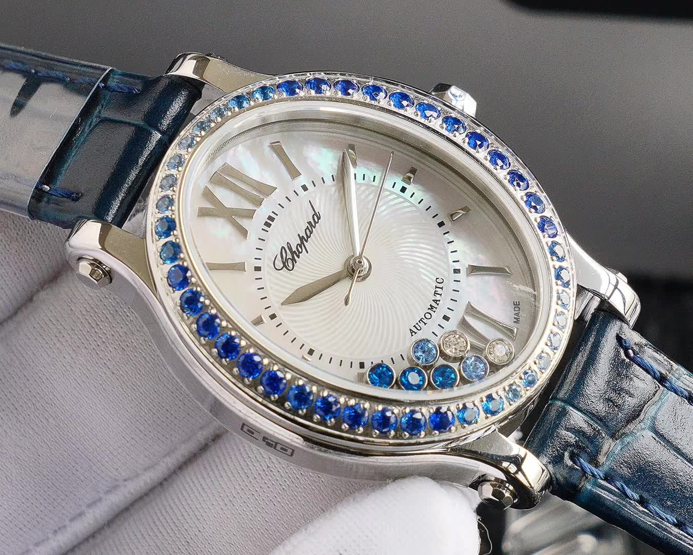 ショパール「Chopard」ハッピースポーツ オーバル メンズウォッチ36MM