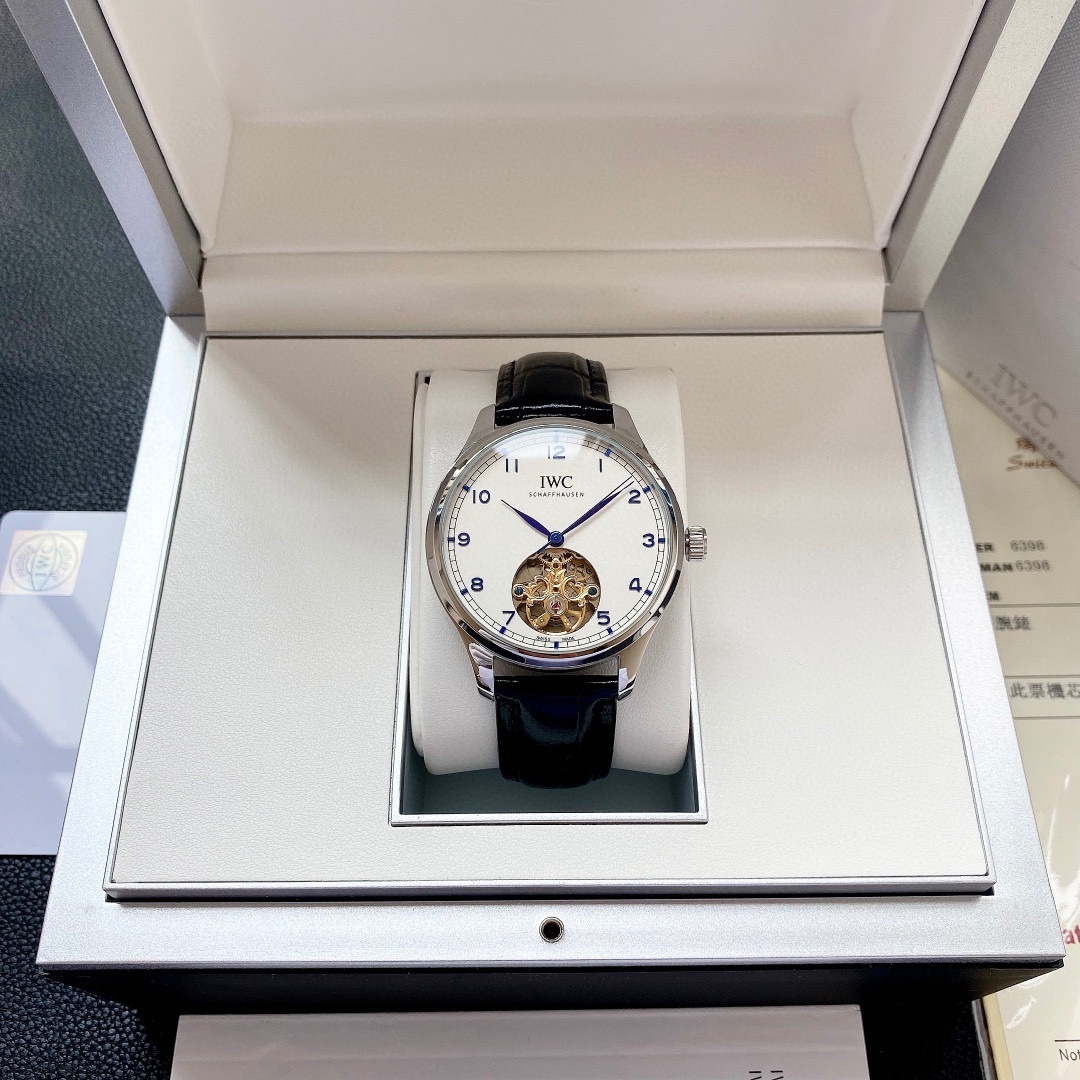 アイダブリューシー［IWC］パイロット クロノグラフ オートマティック メンズ腕時計42MM