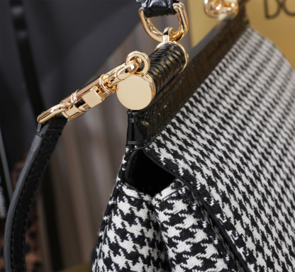 ドルチェ・アンド・ガッバーナ「D&G」クロコダイルエンボス ツイード トップハンドルバッグ