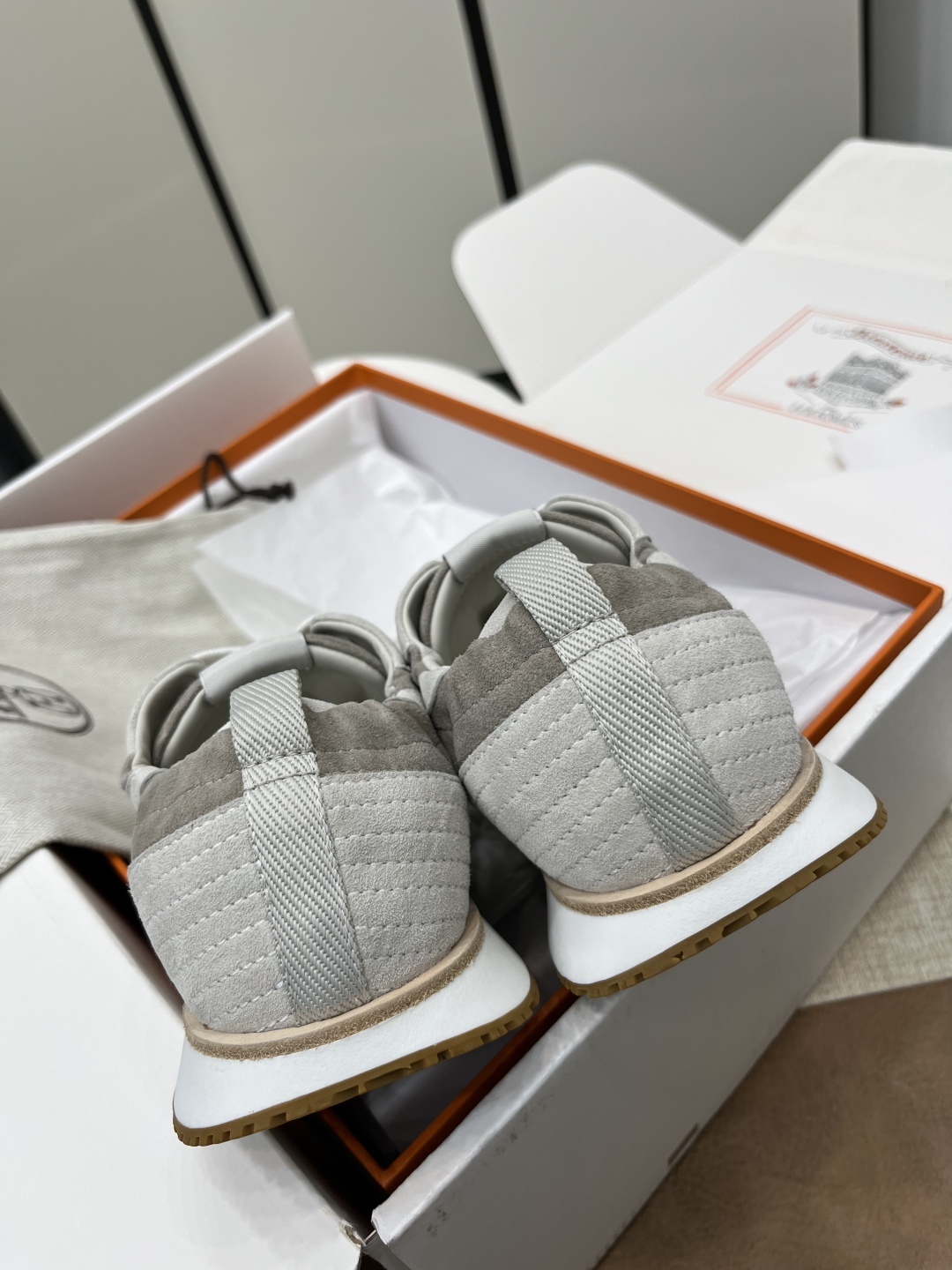 エルメス［Hermès］ミリタリートレーニングシューズ