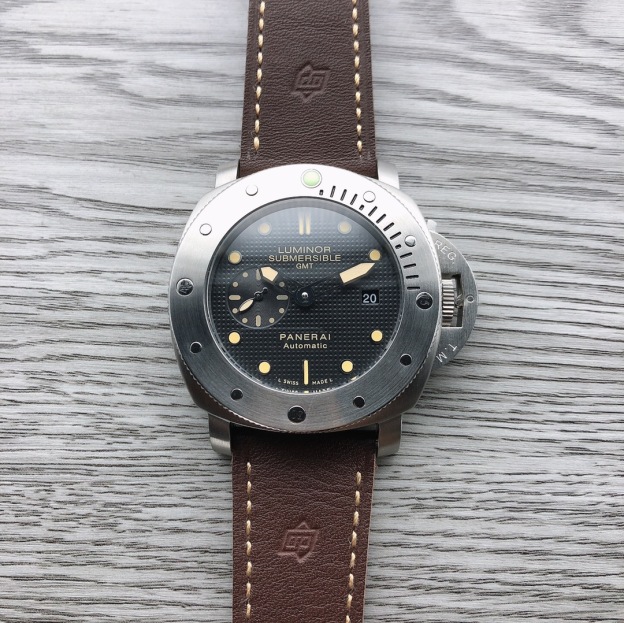 パネライ［Panerai］SUBMERSIBLE 潜行者 オートマティック メカニカル ウォッチ48MM