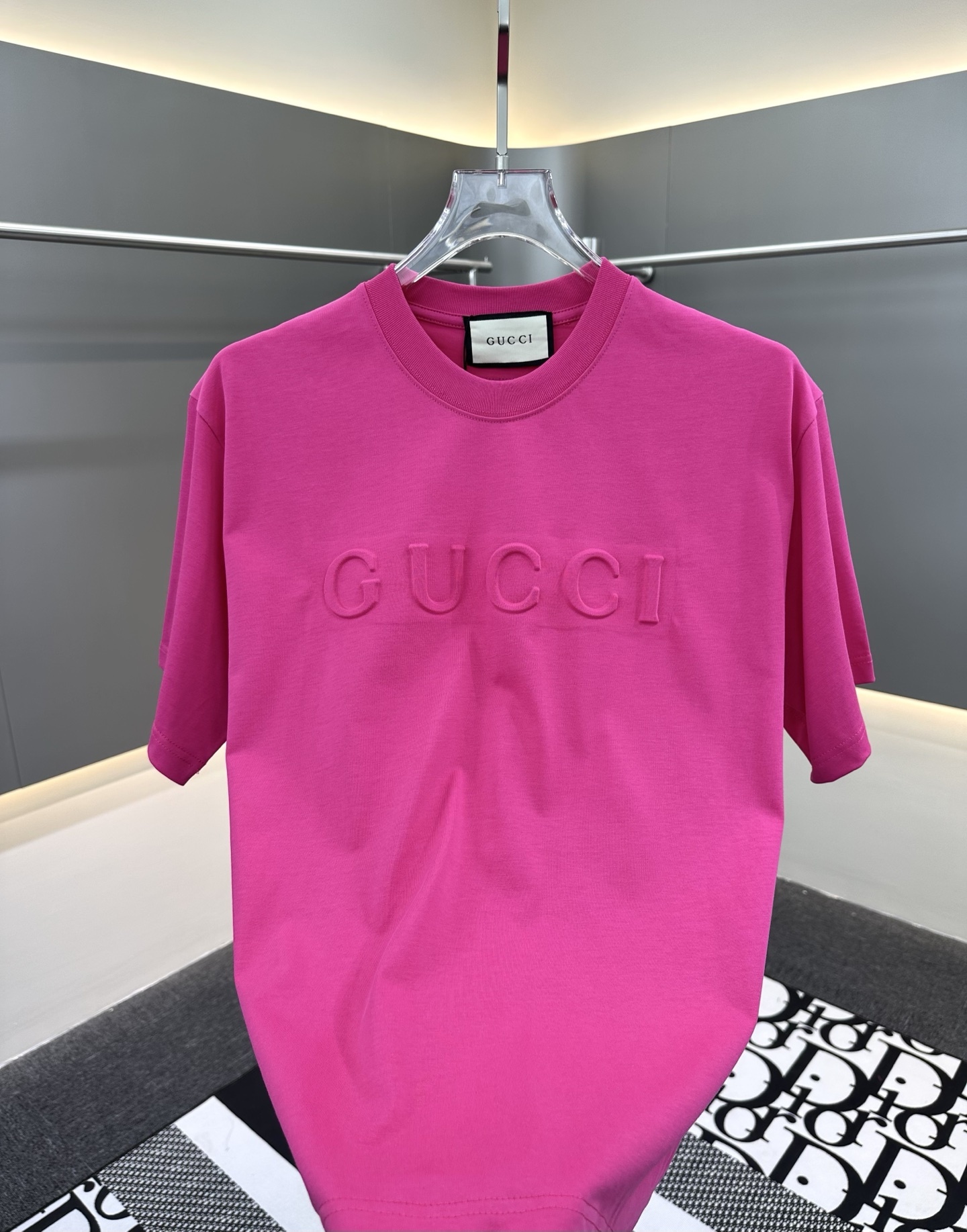 グッチ「Gucci」Lido メンズ ショートスリーブTシャツ