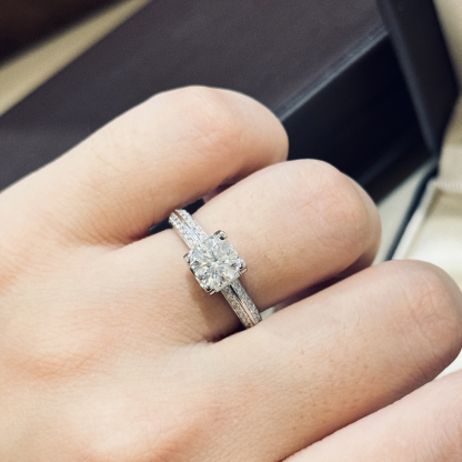 カルティエ「Cartier」ダブルロウ ダイヤモンド ウェディングリング