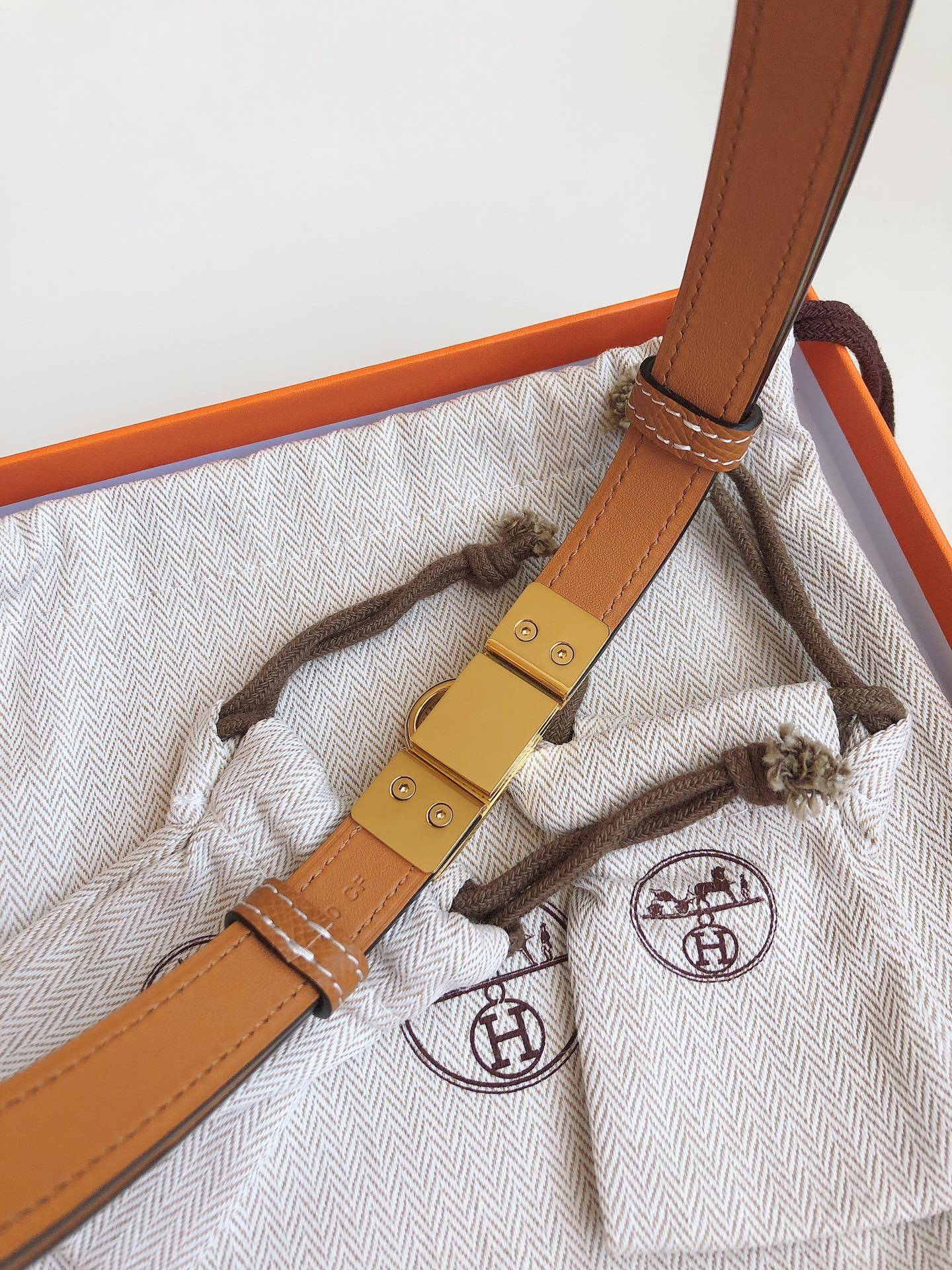 エルメス「Hermès」リヴァル レディース ベルト 100CM