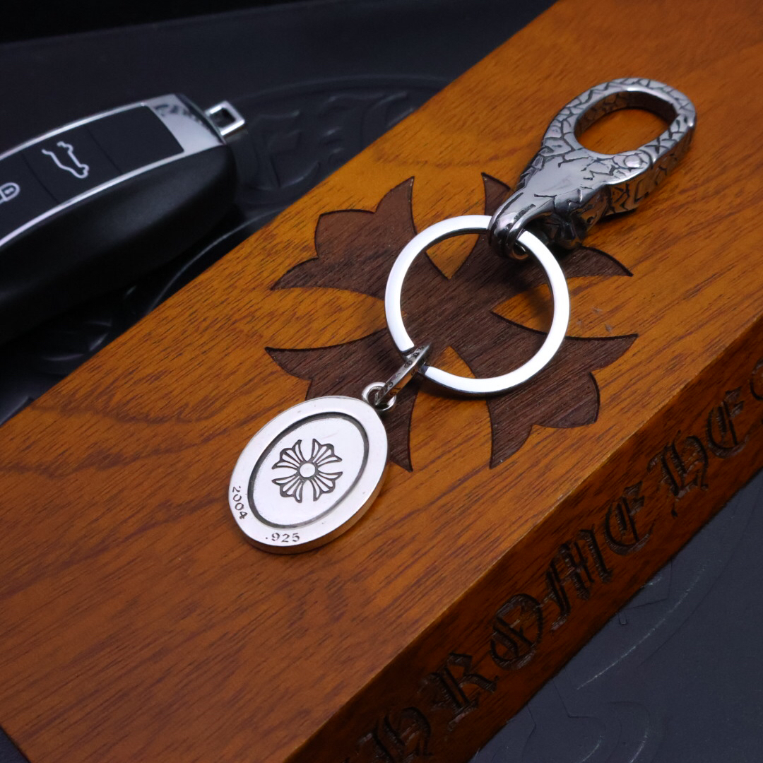 クロムハーツ「Chrome Hearts」キーホルダー＆バッグチャーム - トレンドシンボル