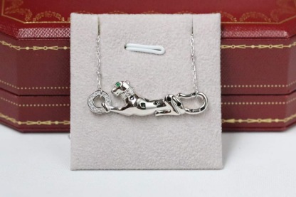 カルティエ「Cartier」パンサー グリーンアイ ペンダント ネックレス