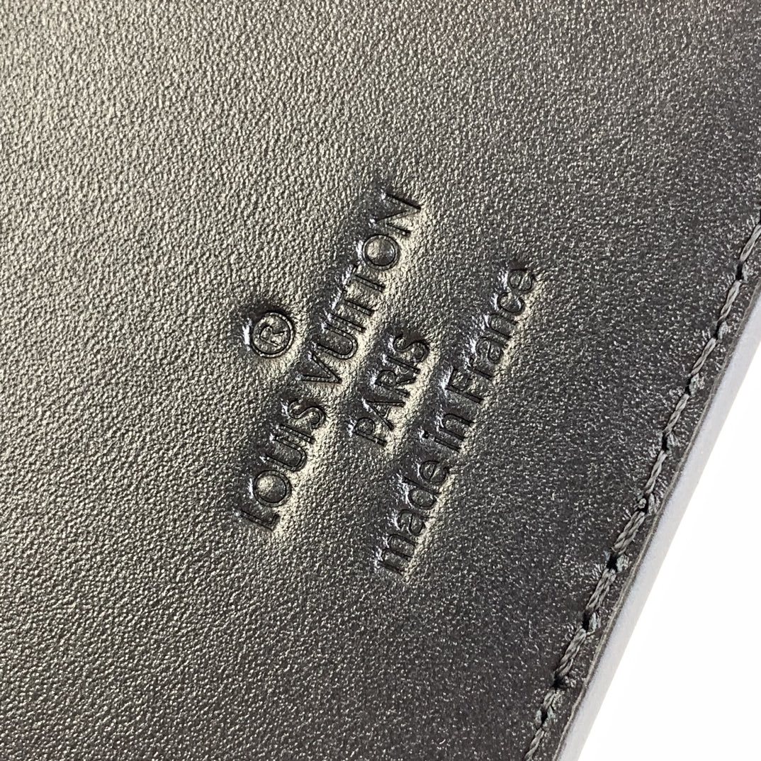 ルイ-ヴィトン(Louis Vuitton) ポルトフォイユ･ブラザ NM