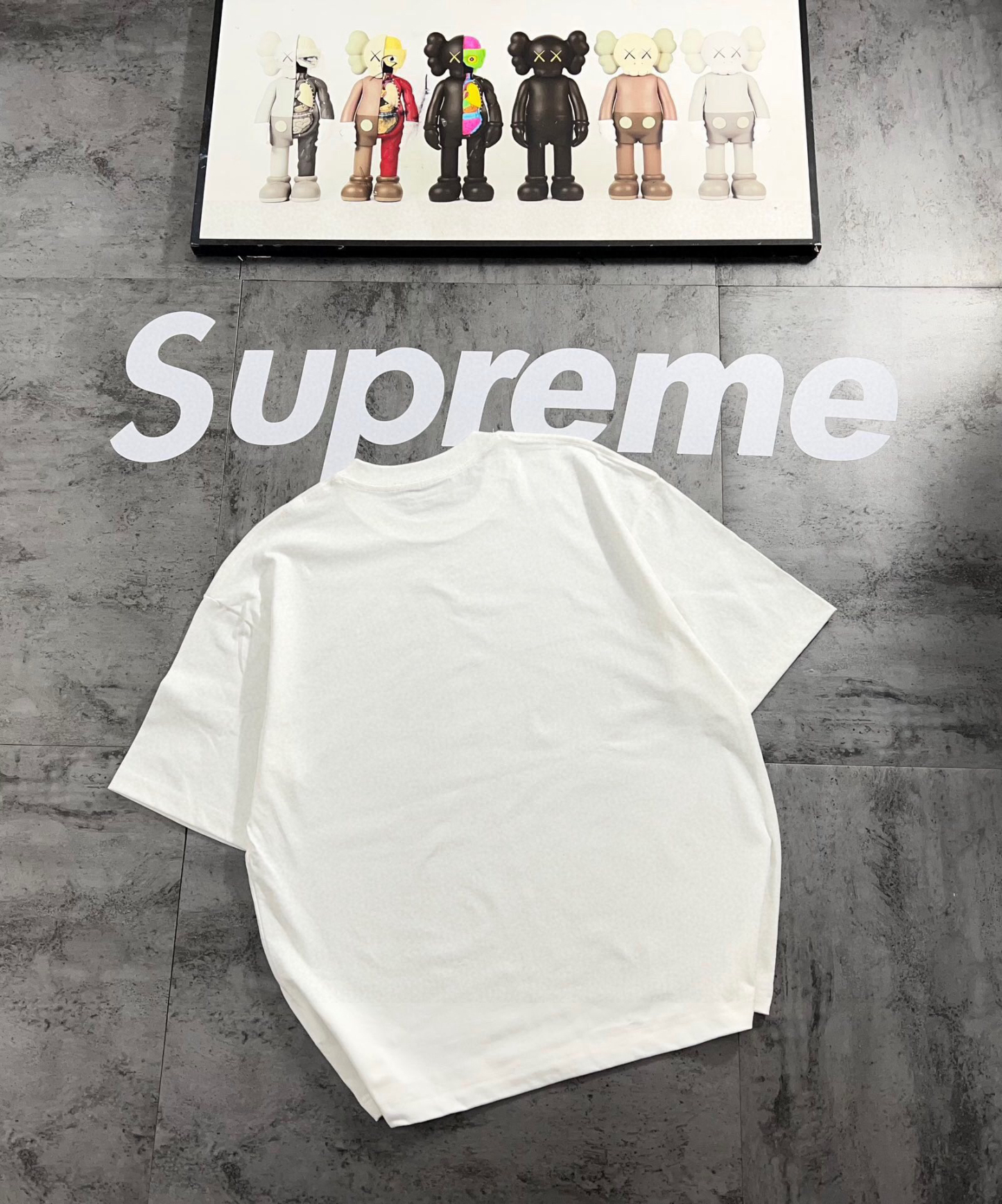 バレンシアガ「Balenciaga」バレンシアガ「Balenciaga」レトロカップルプリント半袖