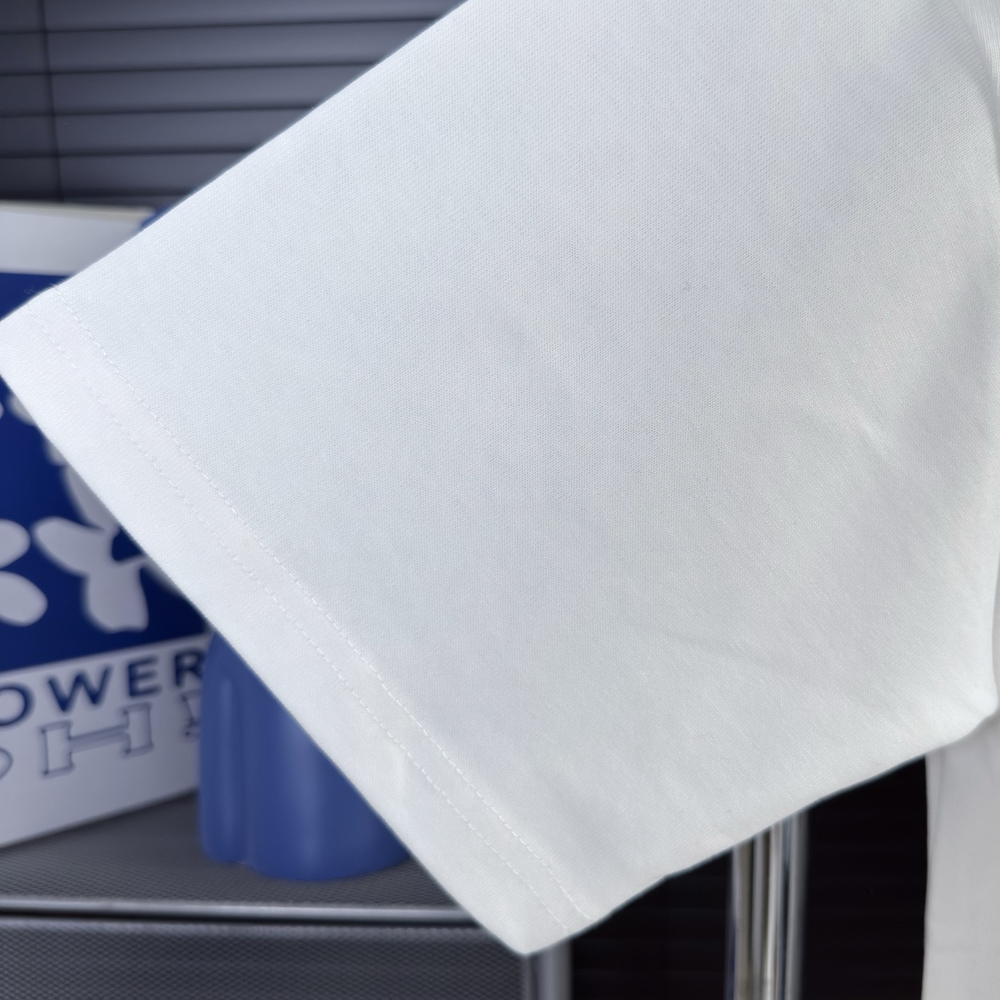 ディオール「Dior」25SS クラシック グラフィティ ロゴ プリントTシャツ