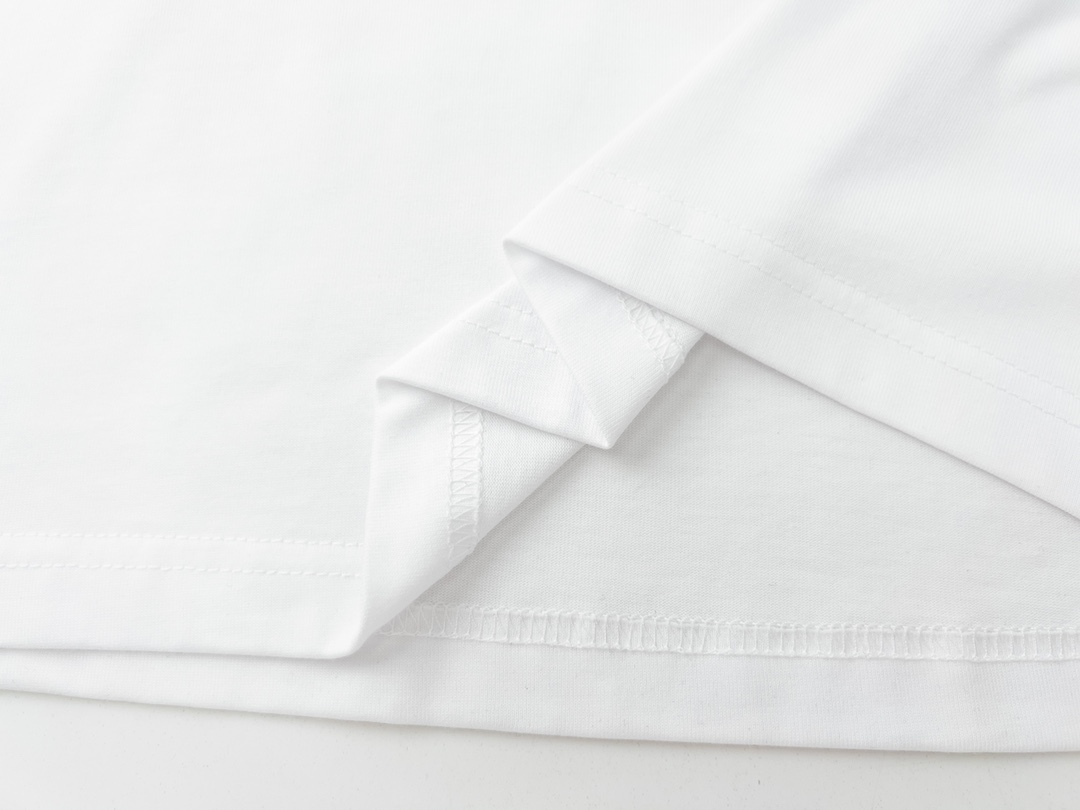 バレンシアガ「Balenciaga」× adidas ダブルフェイス エンブロイダリーTシャツ