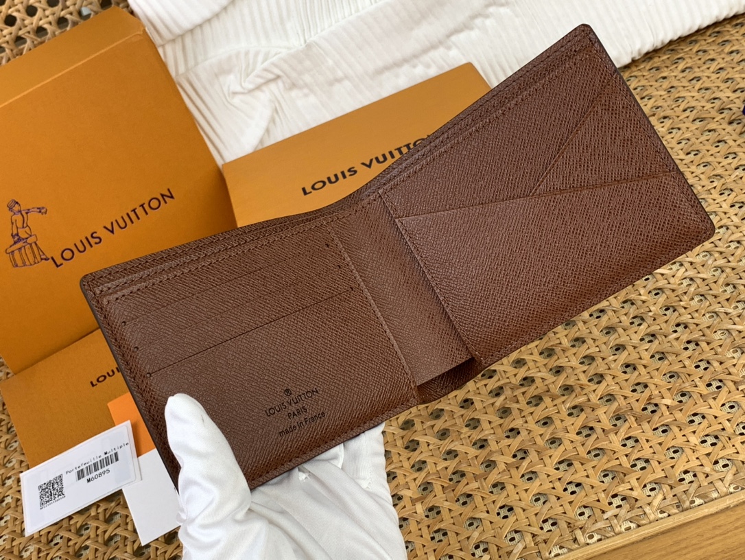 ルイ-ヴィトン(Louis Vuitton) ジッピーウォレット-ホリゾンタル - M80333