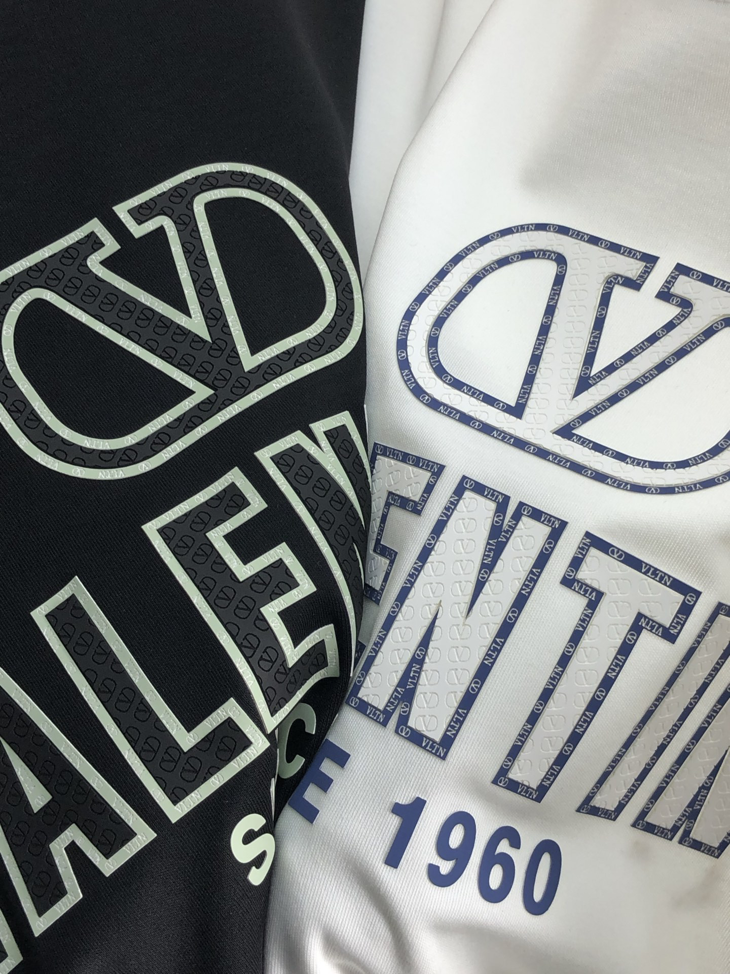 ヴァレンティノ「Valentino」2025春夏新作半袖クルーネックTシャツ