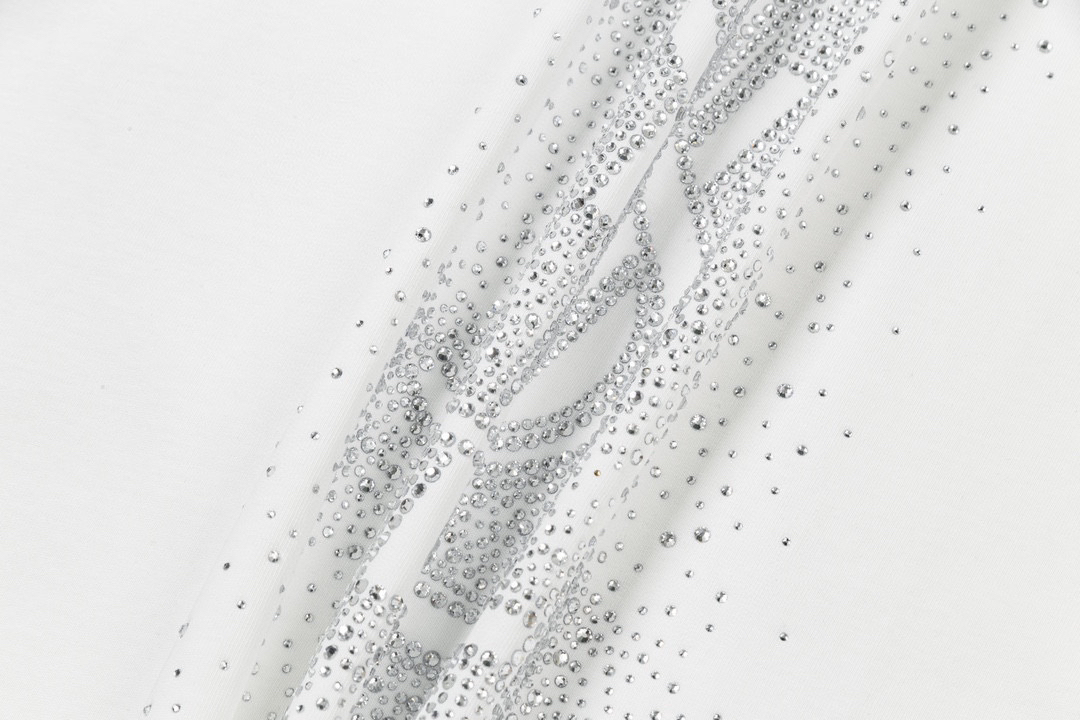 サンローラン「Saint Laurent」PARIS 23SS ロゴTシャツ