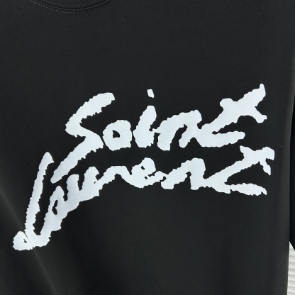 サンローラン「Saint Laurent」SS25 プレコレクション クルーネックTシャツ