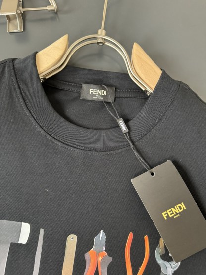 フェンディ「Fendi」2025SS 春夏新作 ラウンドネック ファッションTシャツ