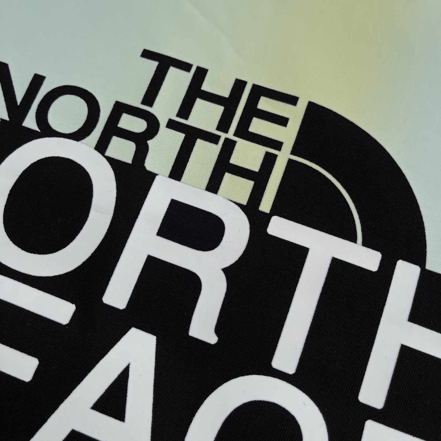 ザ・ノースフェイス The North Face カップル ユニセックスTシャツ-ISETAN PRESTIGE CURATED