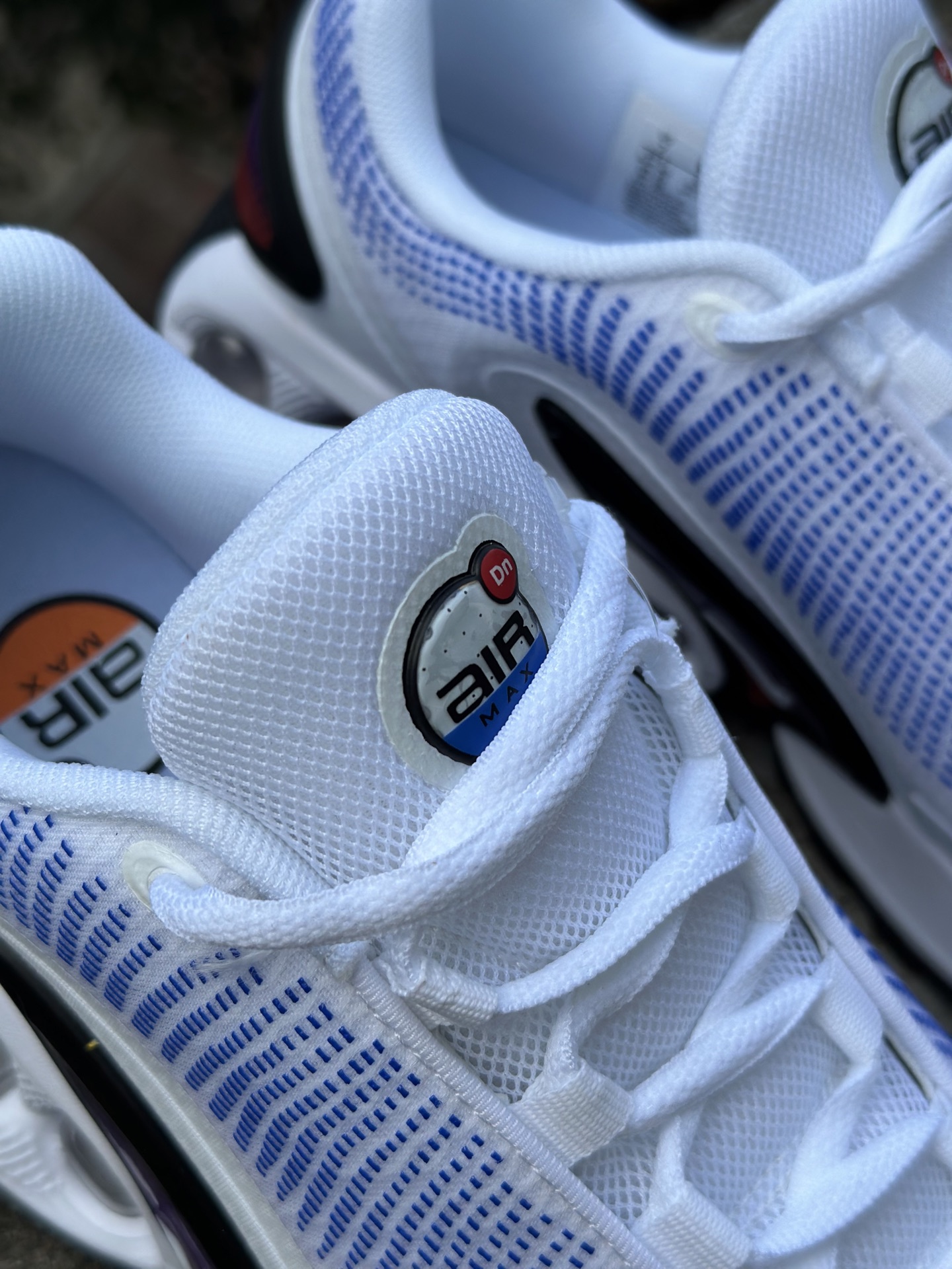 ナイキ［Nike］Air Max Dn8 スポーツ クッション ローカット ランニングシューズ メンズ＆ウィメンズ