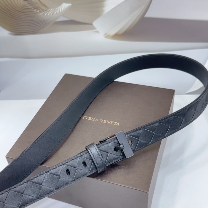 ボッテガ ヴェネタ「Bottega Veneta」 レディース ファッションベルト ダブルフェイスレザー100CM