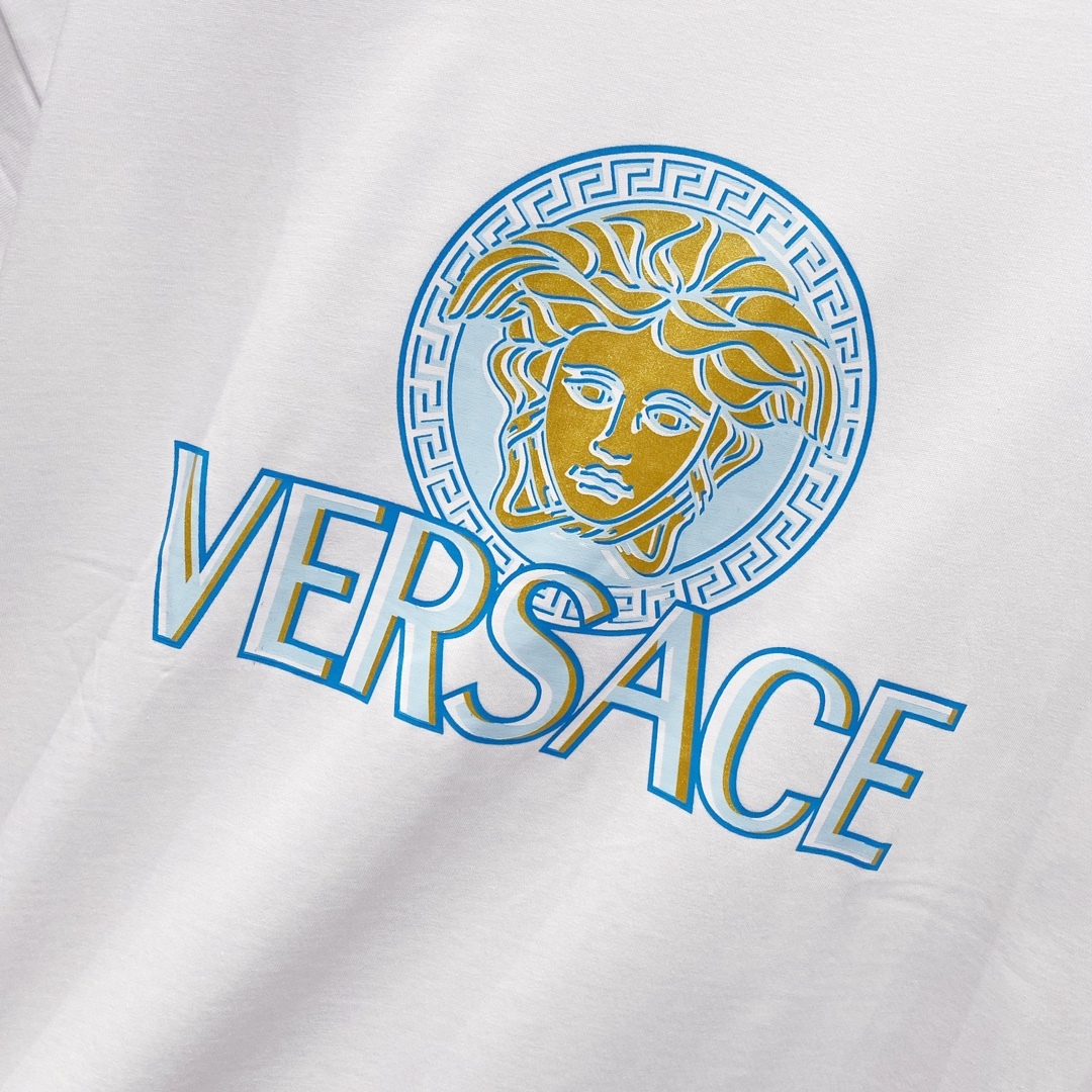 ヴェルサーチ「Versace」クルーネックTシャツ サーキュラーメドゥーサロゴプリント
