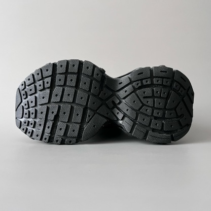 バレンシアガ「Balenciaga」Phantom Sneaker 3XL バンドデザイン ダディシューズ