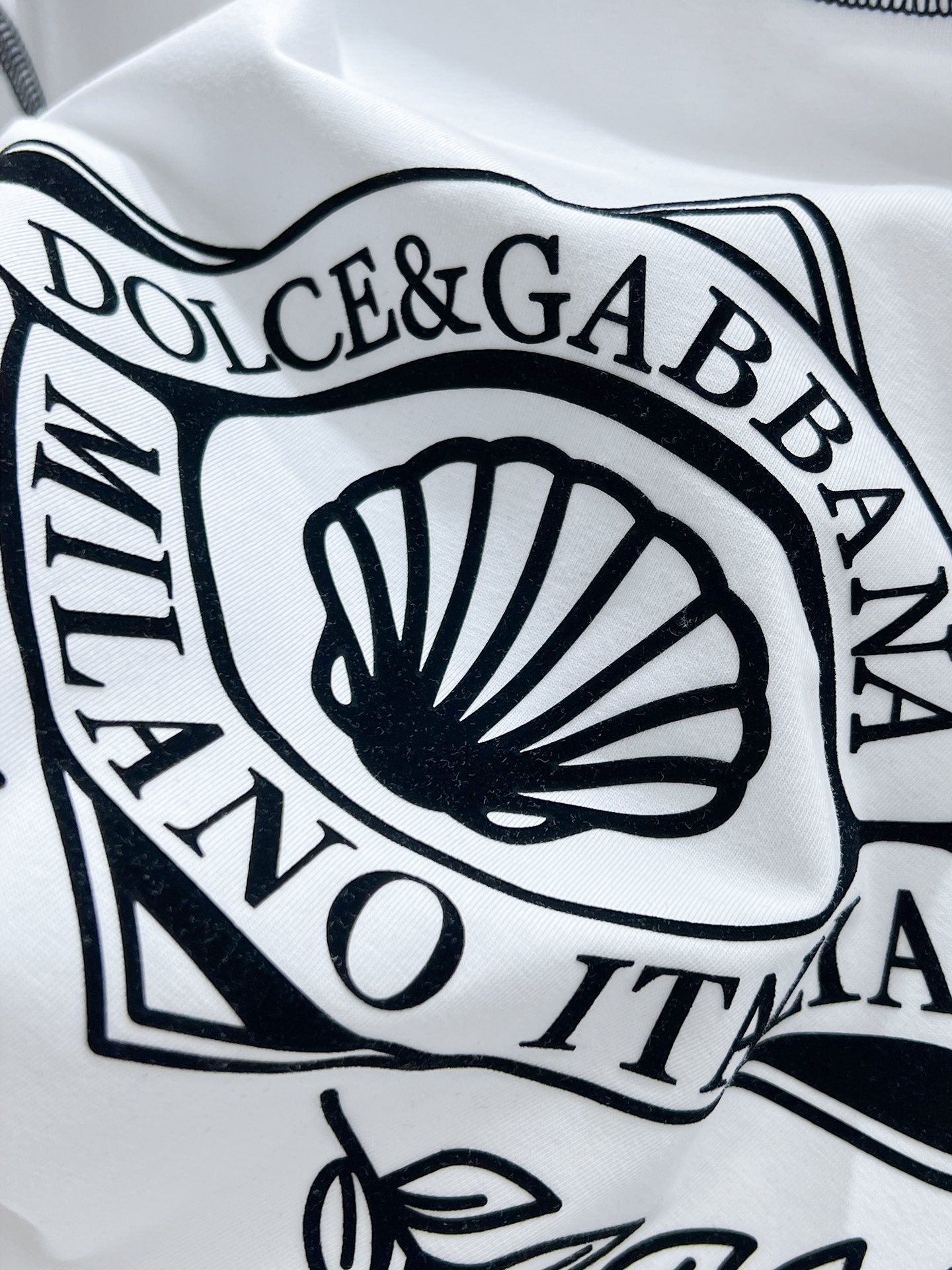 ヴェルサーチ「Versace」2025SS プレミアム クルーネックTシャツ