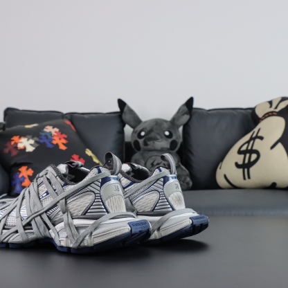 バレンシアガ「Balenciaga」Phantom Sneaker 3XL バンドデザイン ダディシューズ