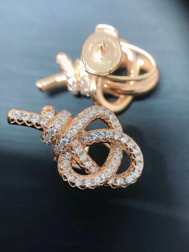 ティファニー「Tiffany & Co.」Keys ミニハートキーピアス