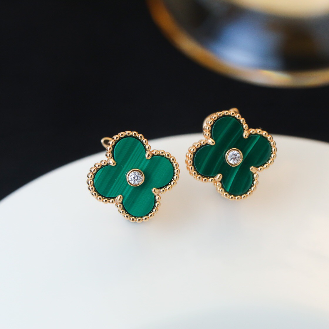 ヴァン クリーフ＆アーペル「Van Cleef & Arpels」Vintage Alhambra 18Kイエローゴールド オニキス 四つ葉 ピアス