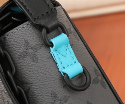 ルイ・ヴィトン「Louis Vuitton」スティーマーウェアラブル ウォレット