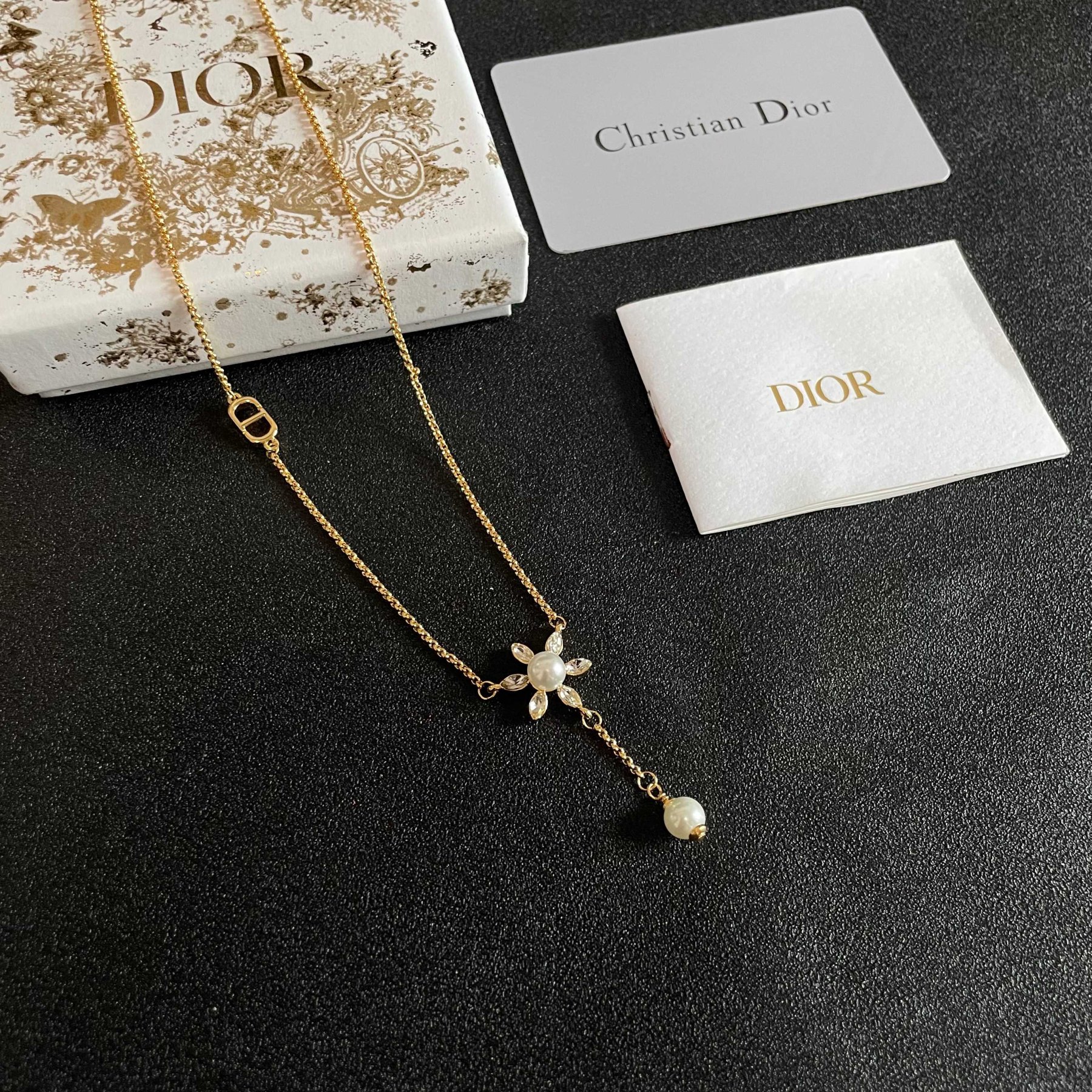 ディオール「Dior」Vintage ハート&ビー ネックレス