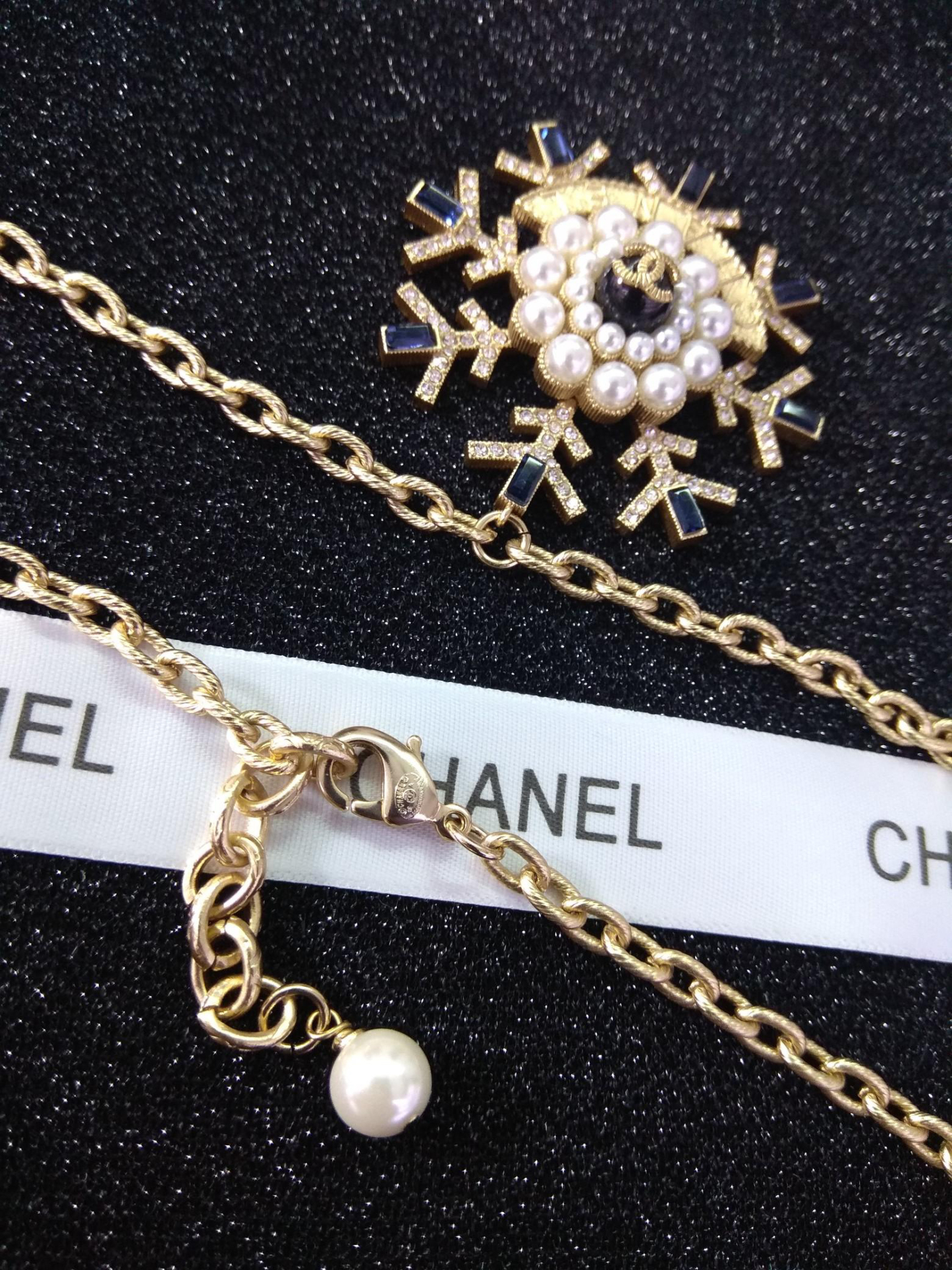 シャネル「Chanel」スノーフレークパールネックレス