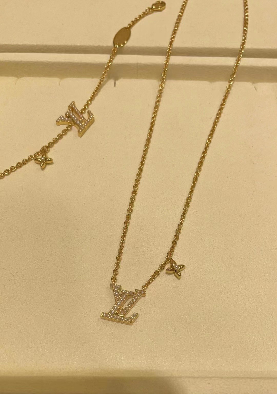 ルイ・ヴィトン「Louis Vuitton」 ICONIC ARLS ミラノティチェーンネックレス38~42CM