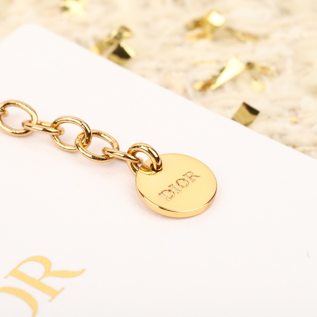 ディオール「Dior」ダブルレイヤービーズブレスレット