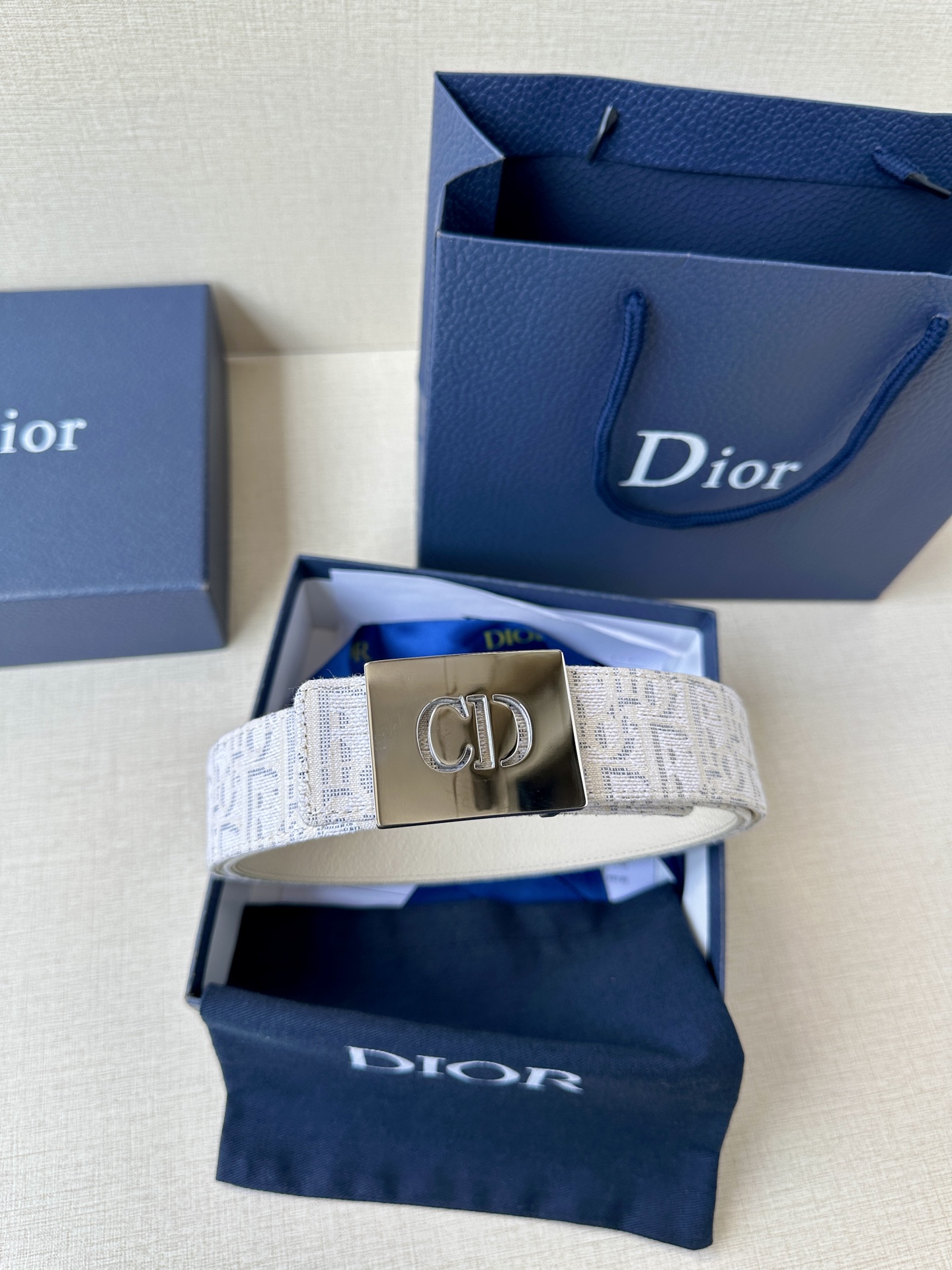 ディオール「Dior」リバーシブルベルト100CM