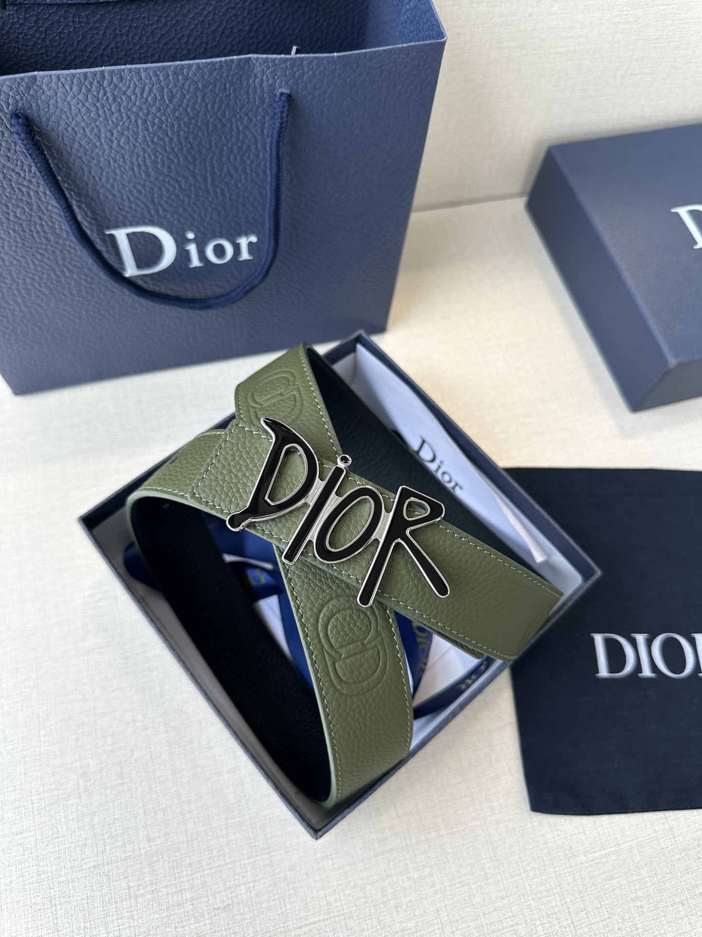 ディオール「Dior」30モンターニュ リバーシブルベルト100CM
