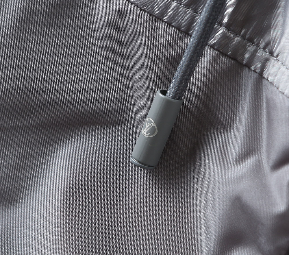 ルイ・ヴィトン「Louis Vuitton」秋冬コレクション クイルテッド ジャケット