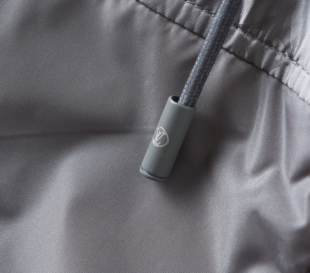 ルイ・ヴィトン「Louis Vuitton」秋冬コレクション クイルテッド ジャケット