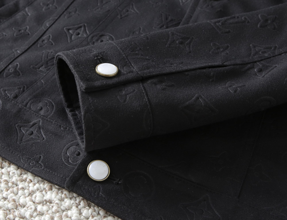 ルイ・ヴィトン「Louis Vuitton」秋冬コレクション クイルテッド ジャケット